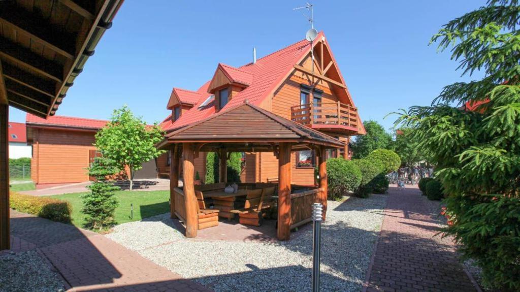 Aparts Care Letnia Sielanka Sianozety Exterior foto